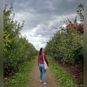 Meet your Posher, Ellie